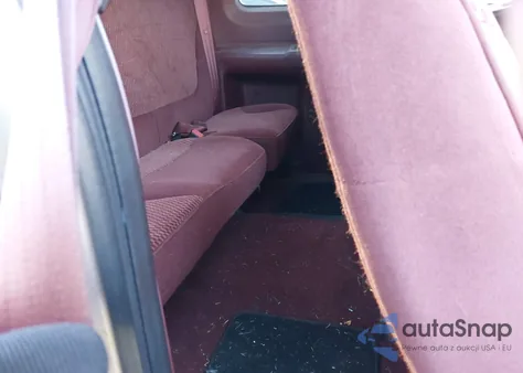 1998 Ford F-150 Lariat/Standard/Xl/Xlt z USA, uszkodzony, nr VIN 1FTZX1766WNB15703